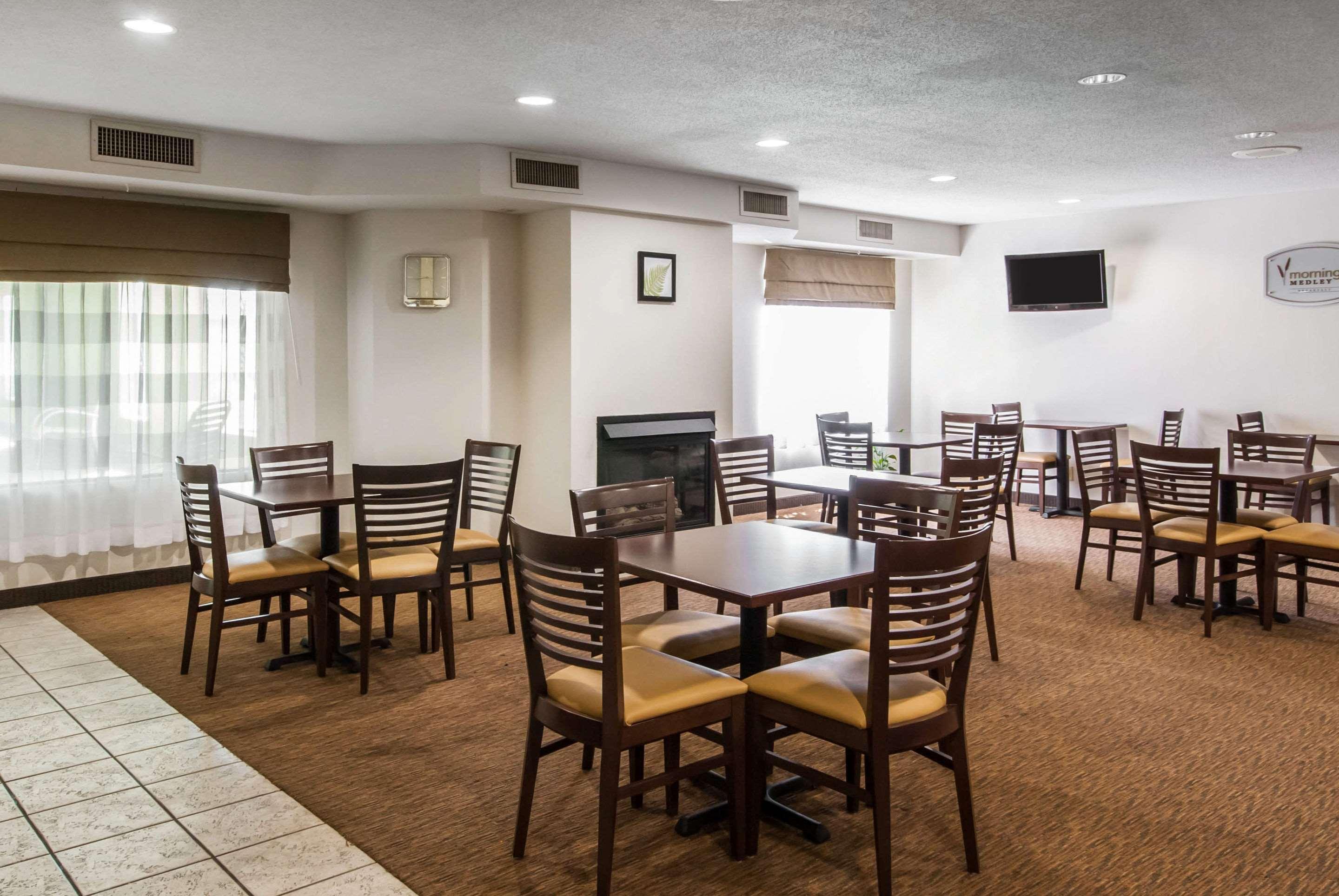 Sleep Inn Saint Charles Екстериор снимка